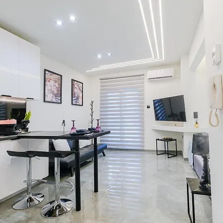 μarble - Papafi Str - 40sqm - Gas Heating & Ac - 55