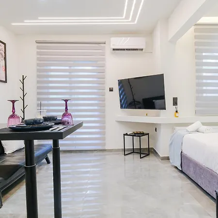 μarble - Papafi Str - 40sqm - Gas Heating & Ac - 55
