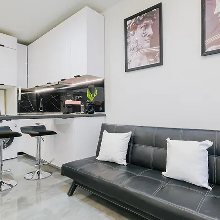 μarble - Papafi Str - 40sqm - Gas Heating & Ac - 55