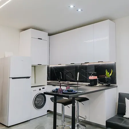 μarble - Papafi Str - 40sqm - Gas Heating & Ac - 55
