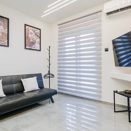 μarble - Papafi Str - 40sqm - Gas Heating & Ac - 55