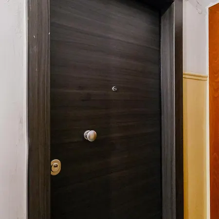 μarble - Papafi Str - 40sqm - Gas Heating & Ac - 55