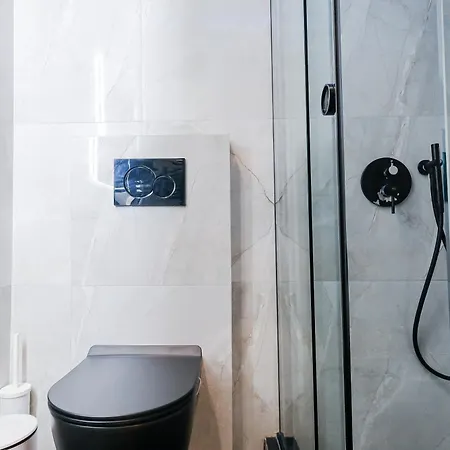 μarble - Papafi Str - 40sqm - Gas Heating & Ac - 55